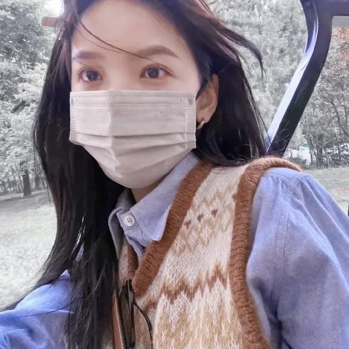 殿下，太子妃又带崽跑路了